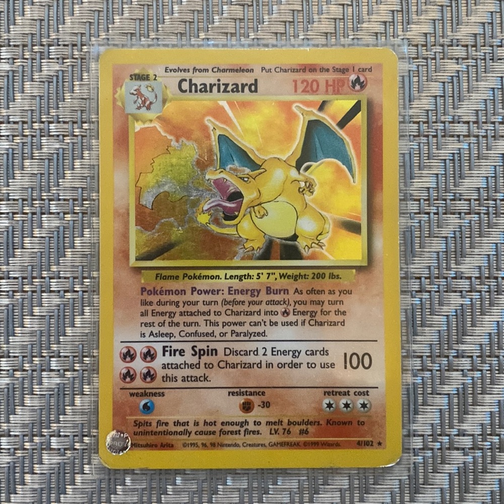 Charizard 1999 Base Set Holographic‼️